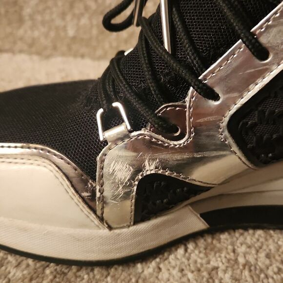 Michael Kors Women's "Liv" Black White & Silver Trainers w/ Inner Wedge Size 7.5 - Picture 8 of 16